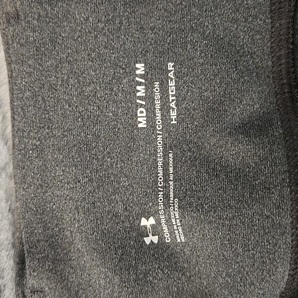 Under Armour Grey Athletic Leggings, Women's Medium, Great Condition - Picture 8 of 12